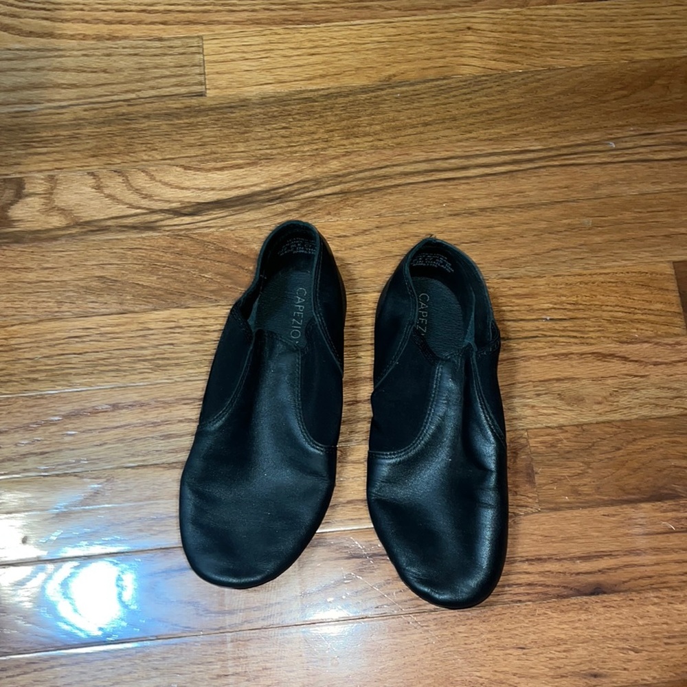 Dance shoes